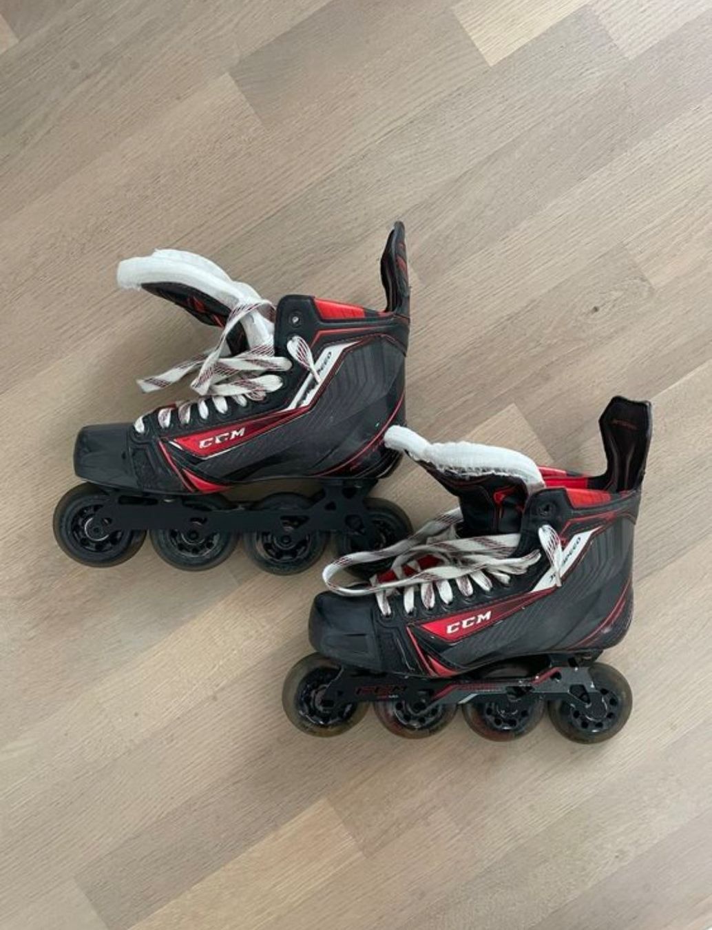 Ccm Pattini in linea & Pattini a rotelle: CCM Inlineskate – Usato da Suberg venduto da TigerFan12