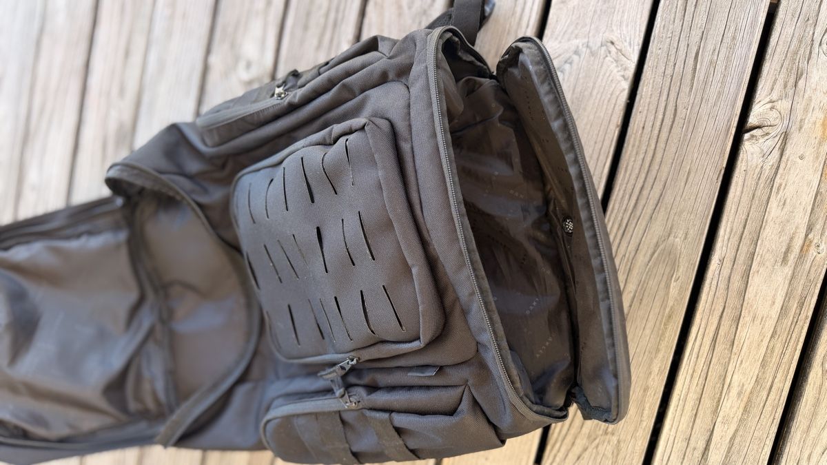 Oakley Zaini: Oakley Rucksack  – Usato da Emmenbrücke venduto da Kevinbucheli90 1