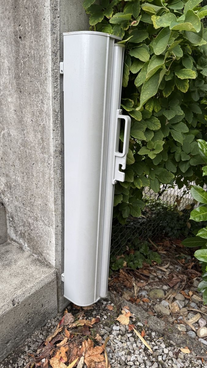 Stobag Tende da sole: Seitenmarkise / Senkrechtbeschattung STOBAG – Usato da Sarnen venduto da Bronca01 1