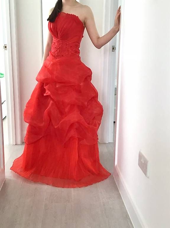 Robes: Abendkleid Brautkleid Ballkleid – D'occasion à Bern par tif_tsp5 1