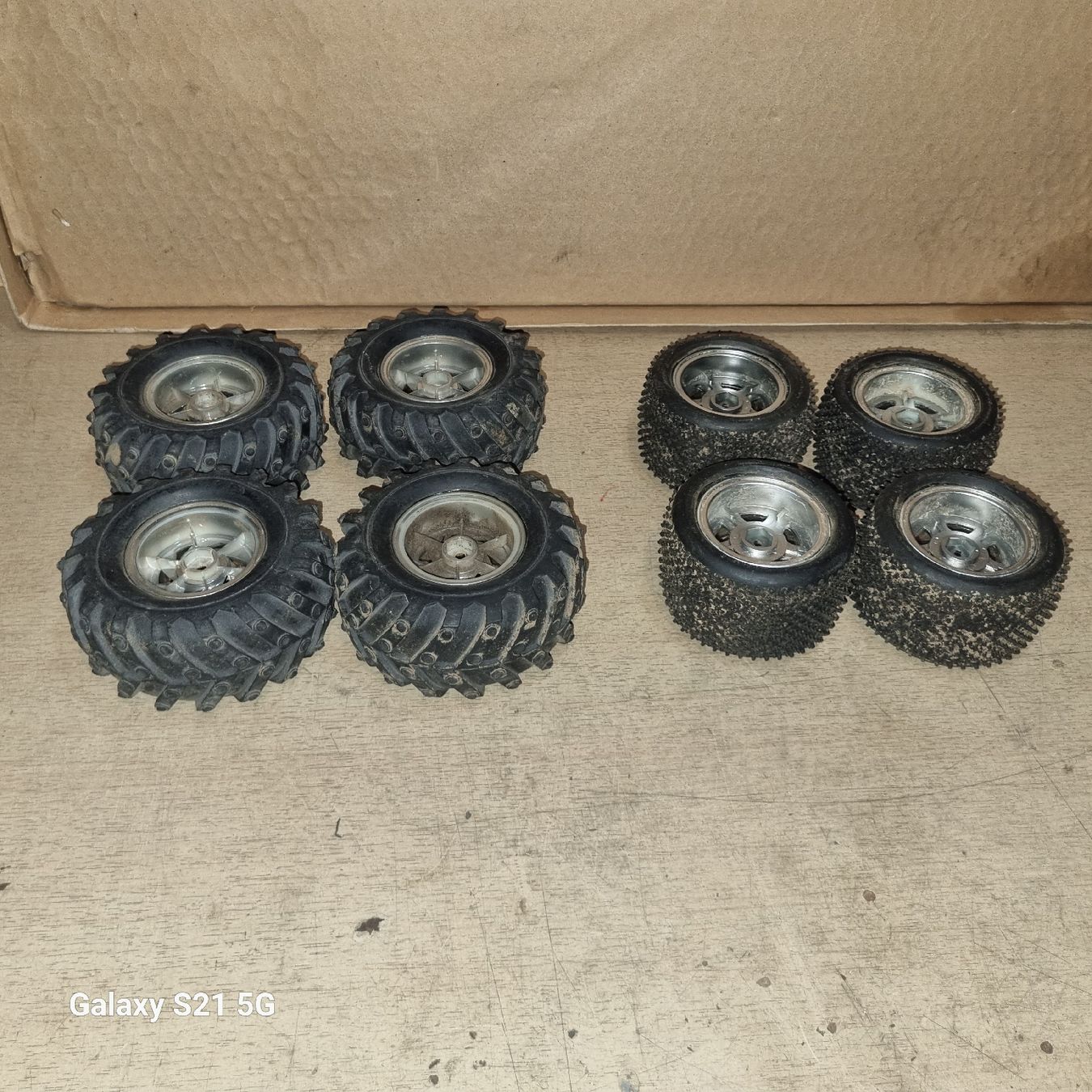 Modellismo RC: 1:10 Rc auto Räder – Usato da Sisikon venduto da SanAndreas