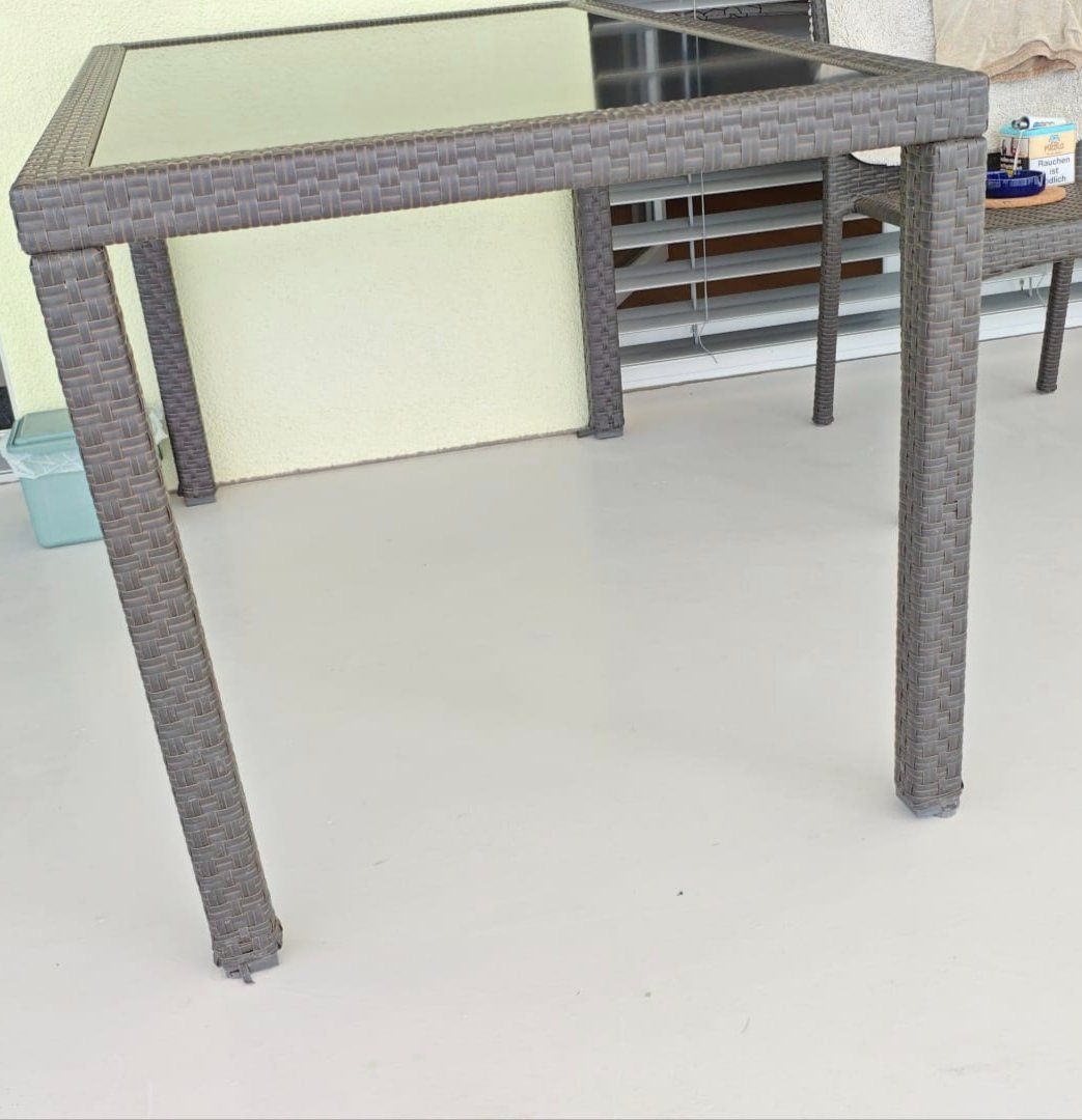 Tische: Gartentisch Polyrattan – Gebraucht aus Schaffhausen von Torres013 1