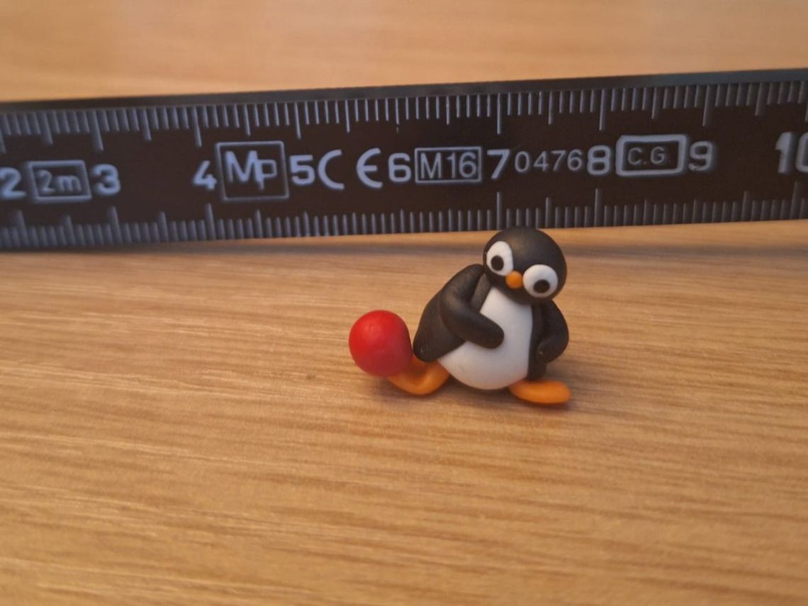Case e mobili per bambole: Pingu Setzkasten, Miniaturen – Nuovo (secondo la descrizione) da Zürich venduto da HandmadeTinyFood 1