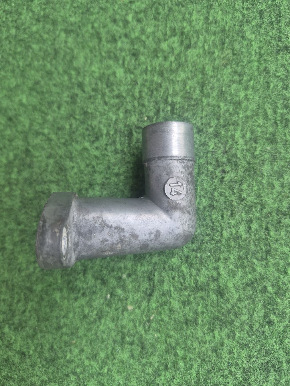 Puch Mofa-Ersatzteile: Puch Maxi Ansaugstutzen 14mm – Gebraucht aus Belp von intru 2