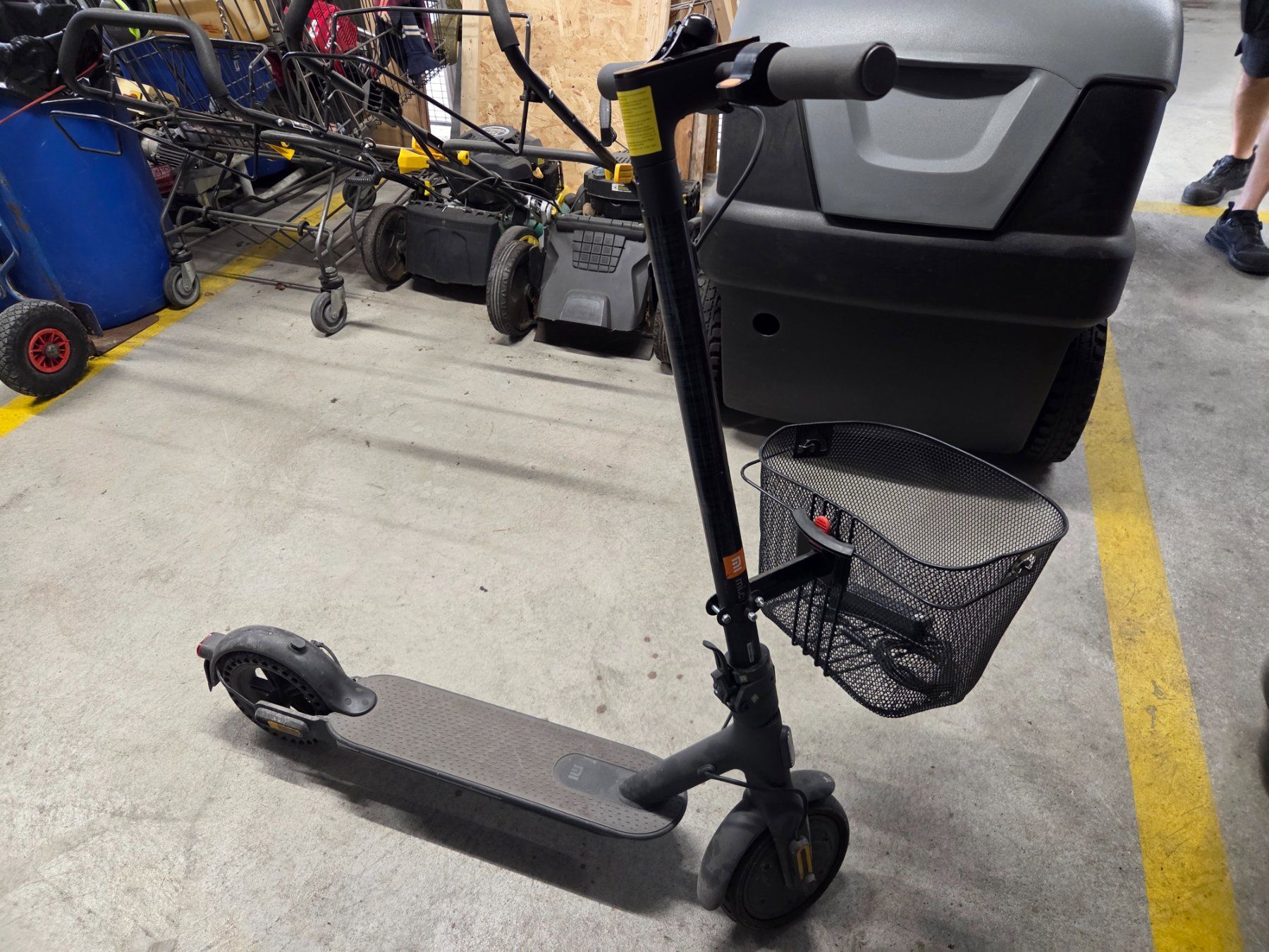 Scooter: E-Scouoer – Usato da Cham venduto da AMAG_RETAIL_ZUG