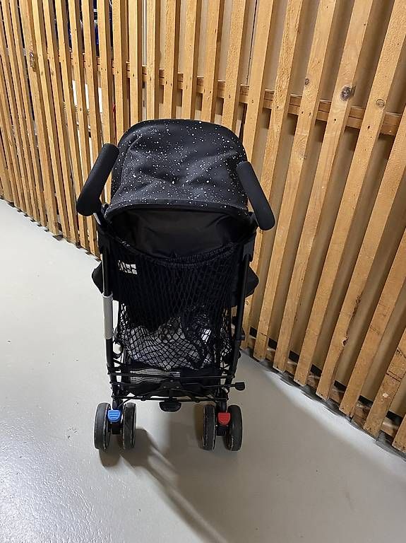 Carrozzine: Safety first Buggy mit Einkaufsnetz und Regenschutz – Usato da Volketswil venduto da SiTaPrV 1