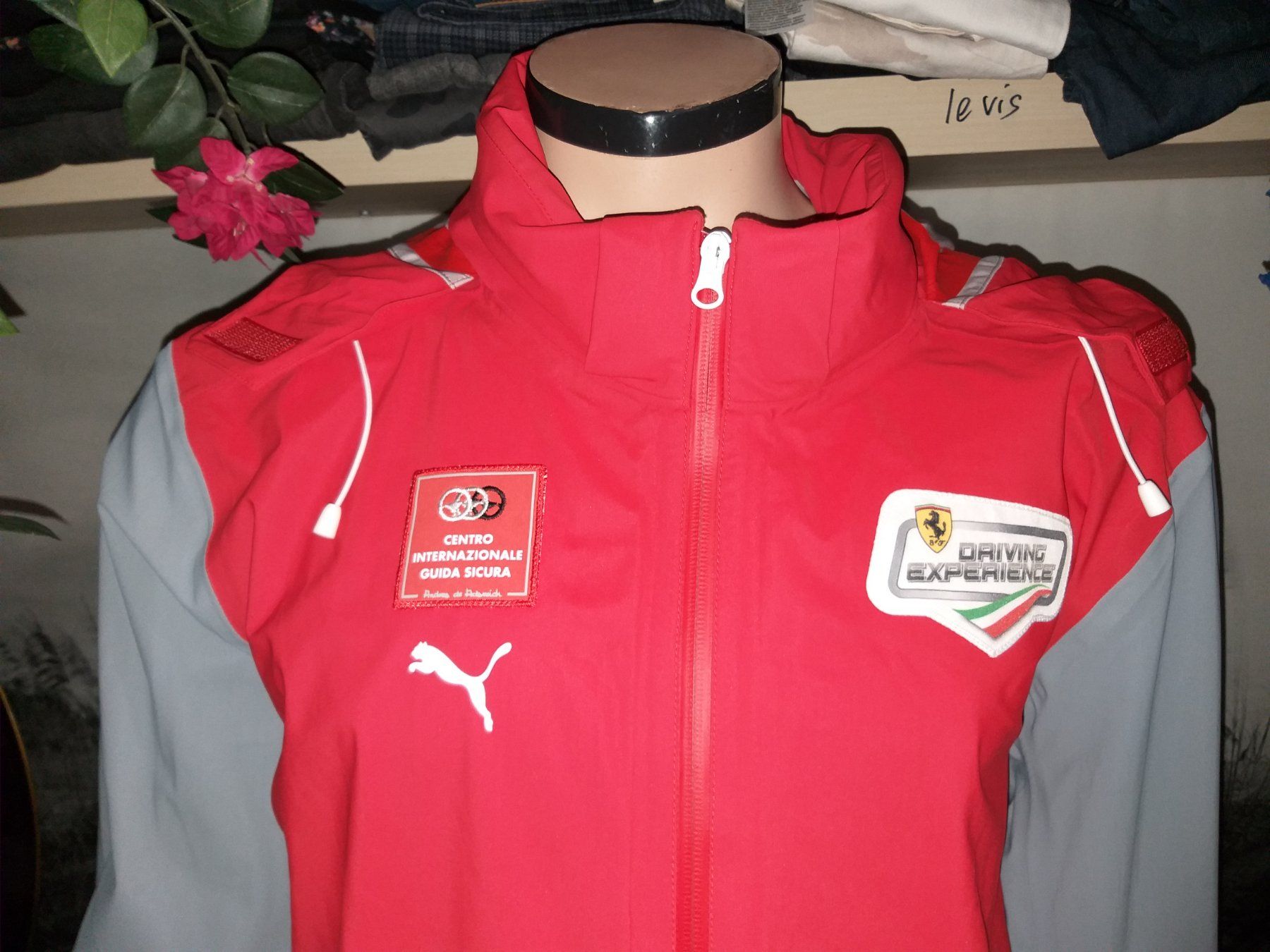 Puma Giacche: PUMA  Veste / Jacke     Taille / Grosse L – Usato da Cossonay-ville venduto da Super-Price-Quality 1
