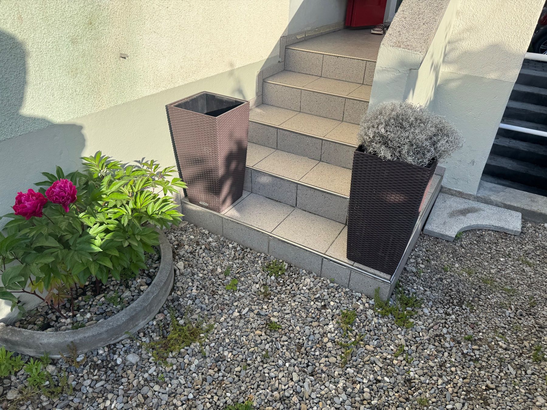 Lechuza Vasi per fiori: Lechuza 2 Blummen Topf  Lieferung gratis – Usato da Thun venduto da altstadt-thun