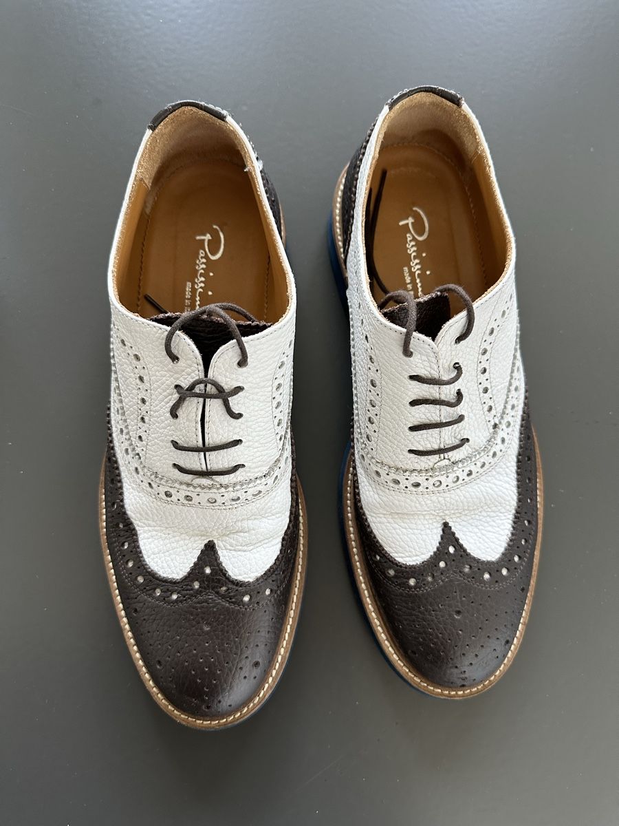 Scarpe da uomo: Chaussures “ Brogues ” – Usato da Zürich venduto da armande01
