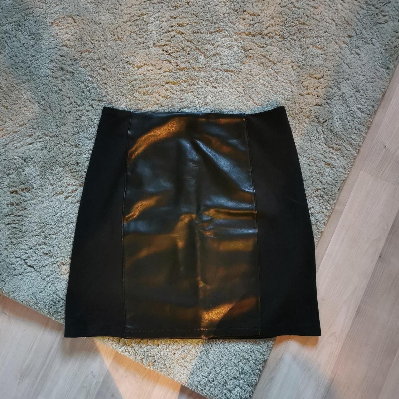 Jupes: Kunstleder Mini Rock About You – Neuf (Voir description) à Ringgenberg BE par Vinyl.Love 3