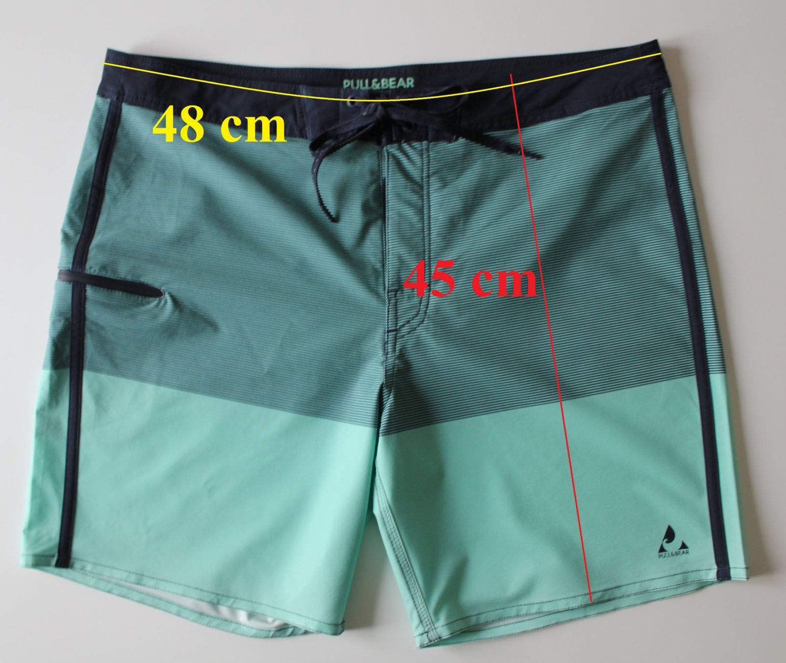 Costumi da bagno: Maillot de bain / Badehose PULL & BEAR   t. 46 – Usato da Peseux venduto da Gilloss 1