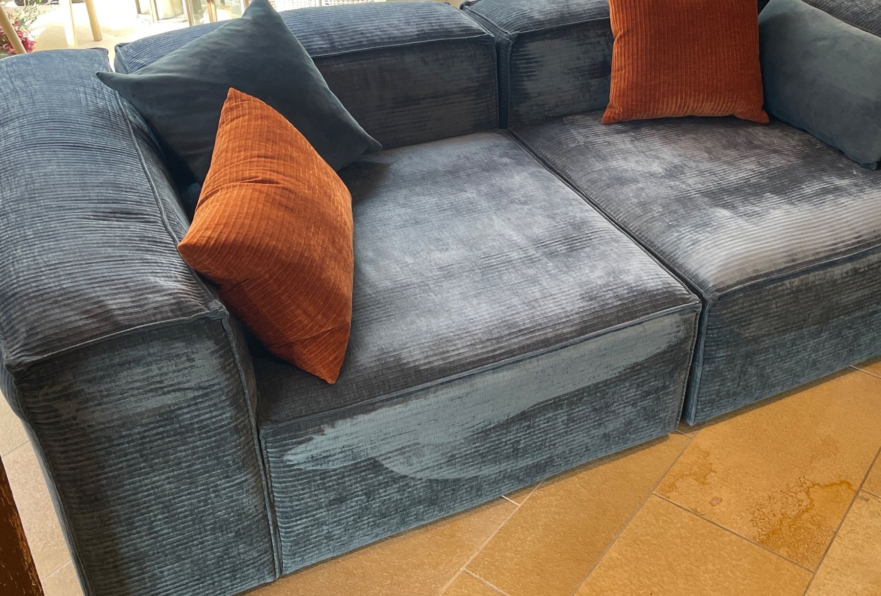 Bolia Sofas: Design Modulsofa BOLIA Blau Samt Cord, Zweiteilig – D'occasion à Neuhausen am Rheinfall par noelle0810 6
