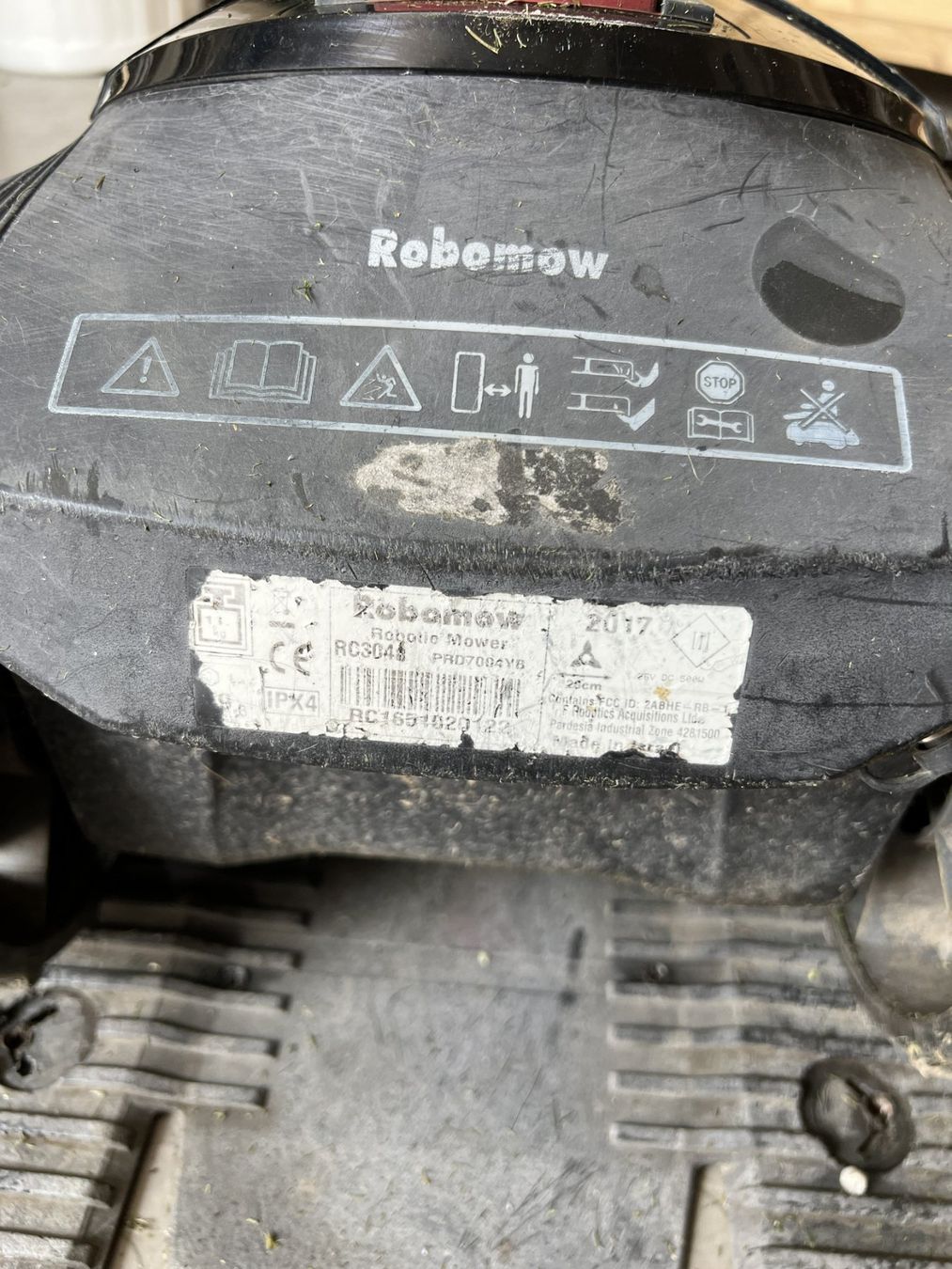 Robomow Tagliaerba: Rasenroboter Robomov 304u – Usato da Walenstadt venduto da Viper1975 4