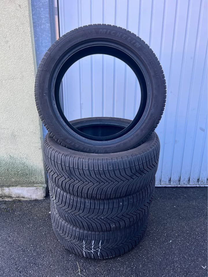 Michelin Pneus & Kompletträder: 225/45 R19 95V Michelin CrossClimate + – Gebraucht aus Pratteln von pne_s8lz
