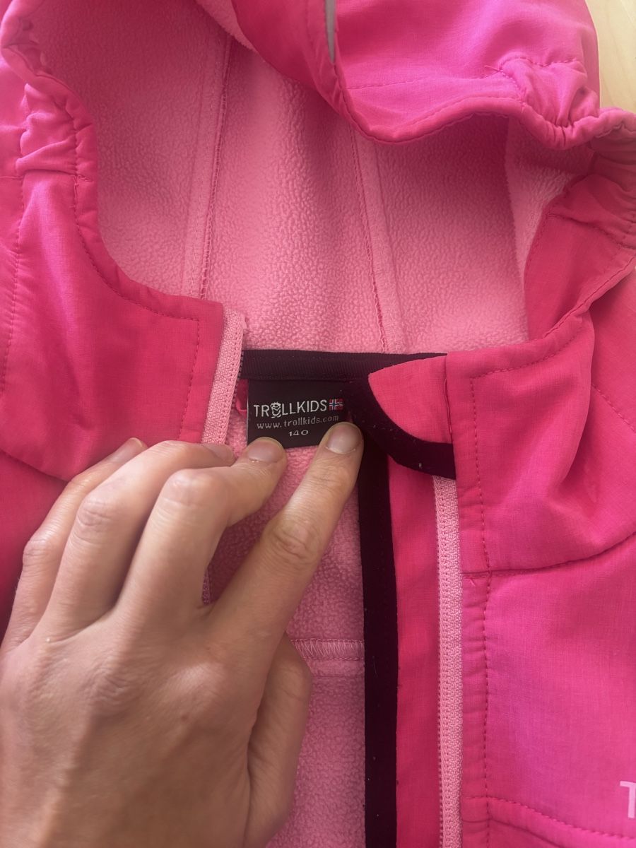 Trollkids Jacken & Mäntel: Trollkids Softshell Jacket 140  – Gebraucht aus Winterthur von ola_t9r5 2