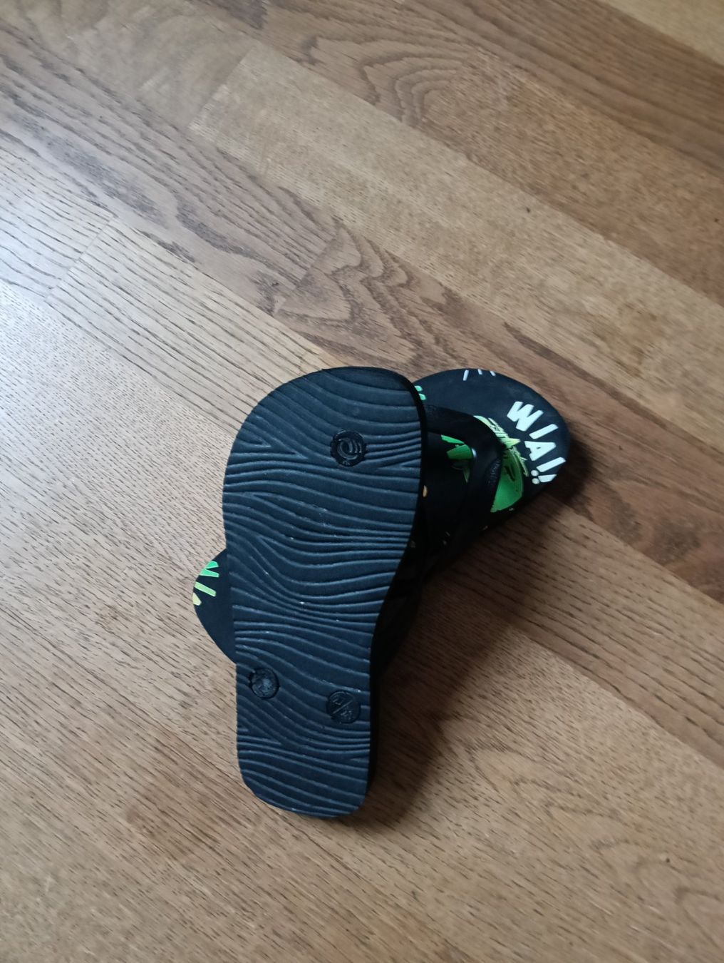 Scarpe da uomo: Schlarpen Gr. 27/28... – Usato da Uetendorf venduto da Koh0 1