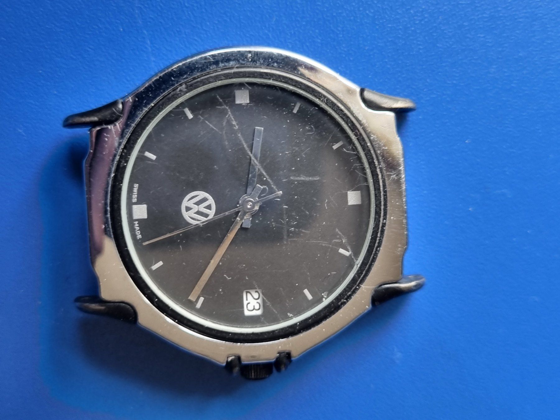 Mondaine Uhren: MONDAINE VOLKSWAGEN LOGO – Gebraucht aus Schaffhausen von Leveron13 2