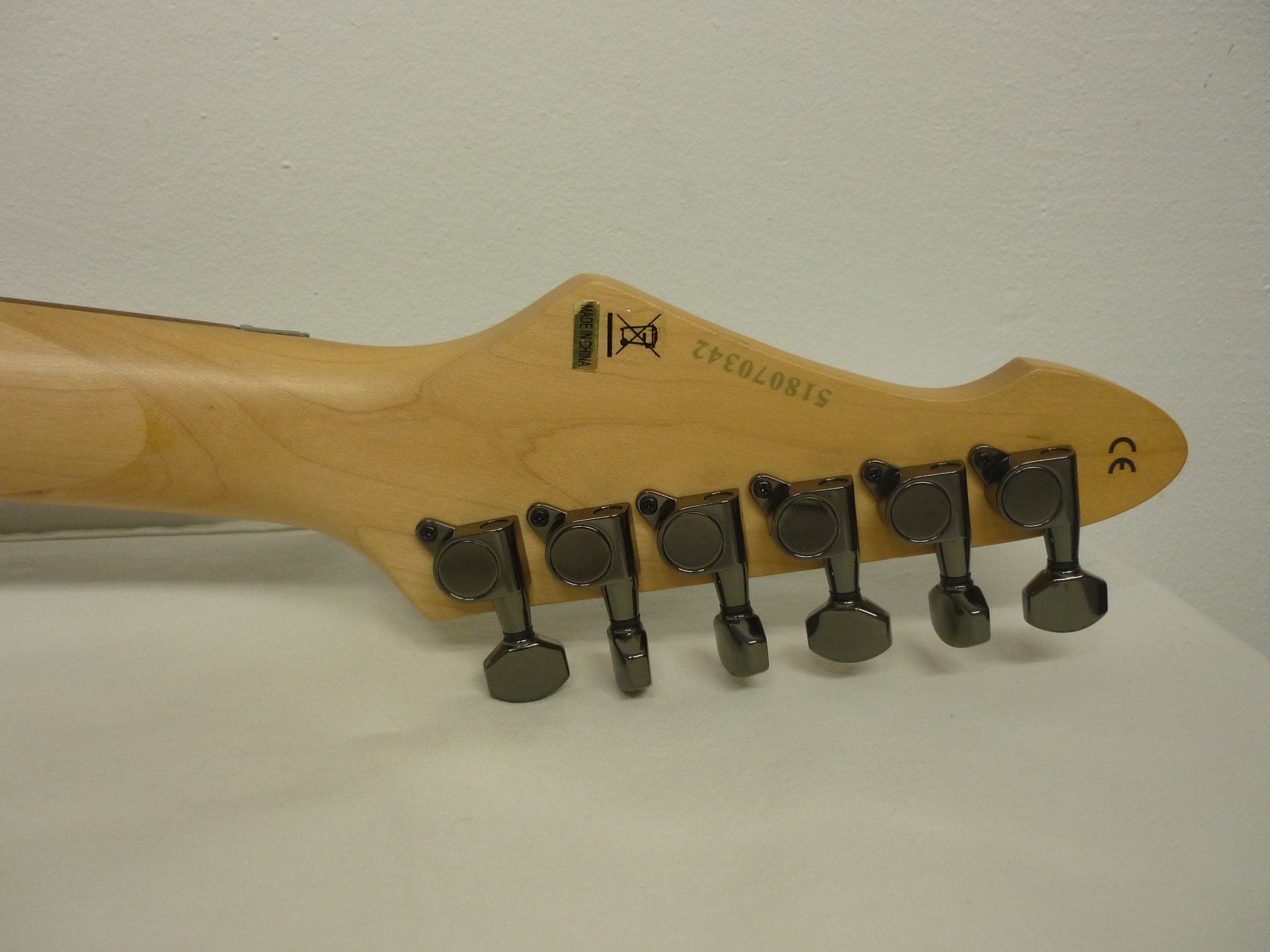 Strumenti musicali: E-Gitarre ARIA XX Series Flying V – Usato da Maienfeld venduto da John13 6