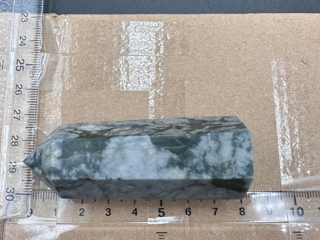 Minerali & Pietre curative: Tree stone Obelisk, Spitze – Nuovo e nell'imballaggio originale da Männedorf venduto da Handschmeichler 2