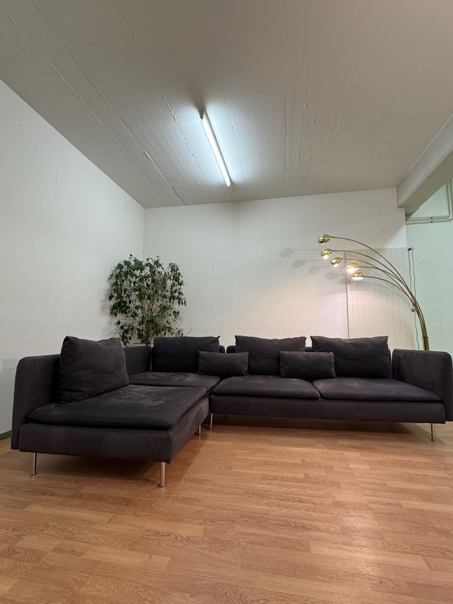 Sofas: Modular Ecksofa Gratis Lieferung Schwarz – Neu (gemäss Beschreibung) aus Fehraltorf von Sofalab.swiss 1