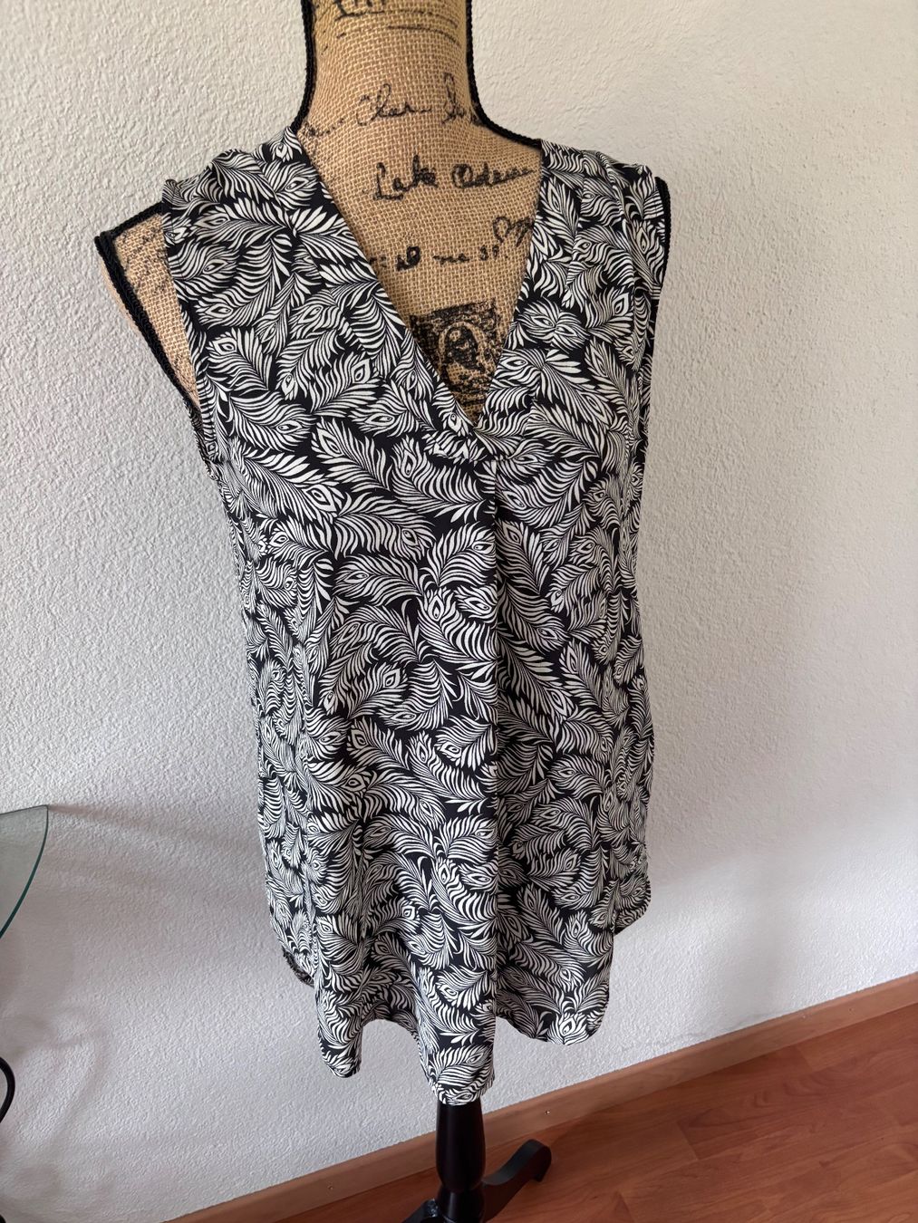 Tuniques: Sommer Tunika Schwarz/weiss M/L – Neuf (Voir description) à Balsthal par Uroby