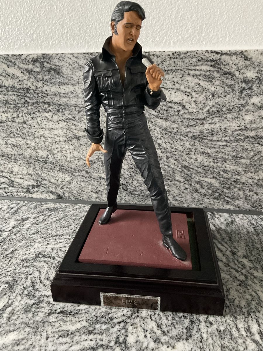 Statuette: Elvis Presley 1968 Comeback Special – Nuovo (secondo la descrizione) da St.Gallen venduto da X5m3z3