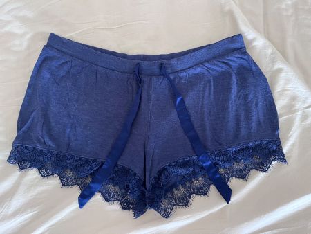 Shorts de nuit bleus avec dentelle et lacet, taille S