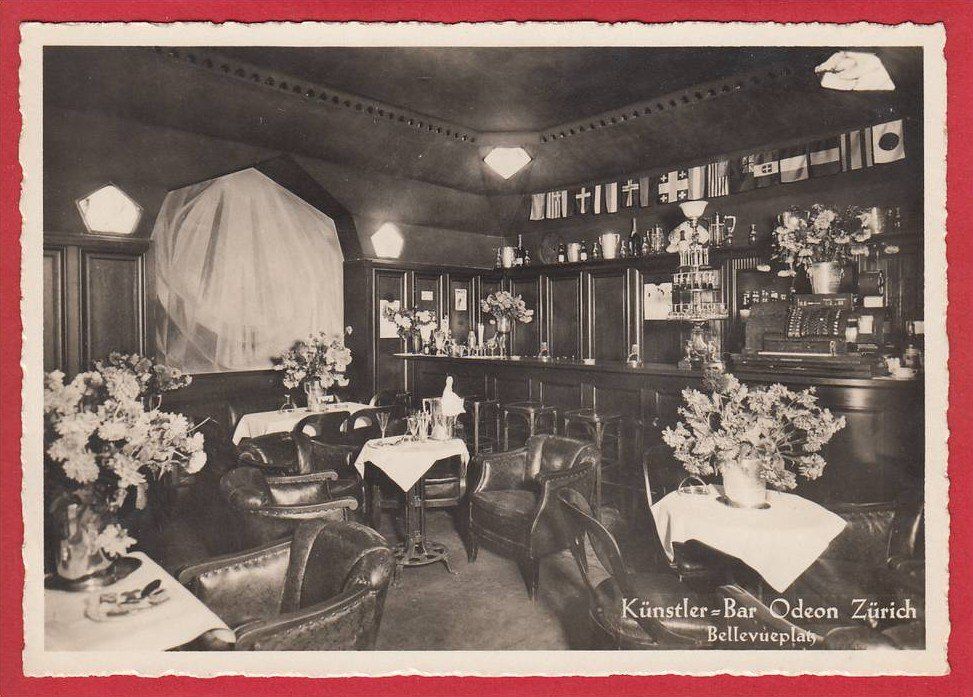 Cartoline postali: ZÜRICH, KÜNSTLER-BAR ODEON, BELLEVUE, GROSSFORMAT – Usato da Grüningen venduto da Kartenlaube