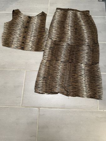 Elegantes zweiteiliges Set, Grösse M Animal-Print