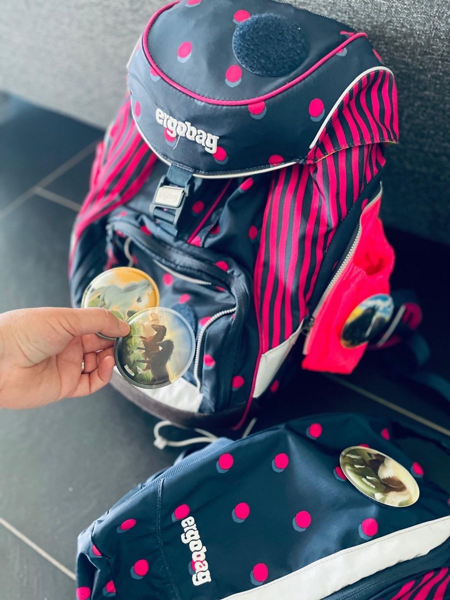 Ergobag Kindertaschen: Ergobag Schulrucksack Set mit Regenhuelle gebraucht – Gebraucht aus Dottikon von Wolf83 6
