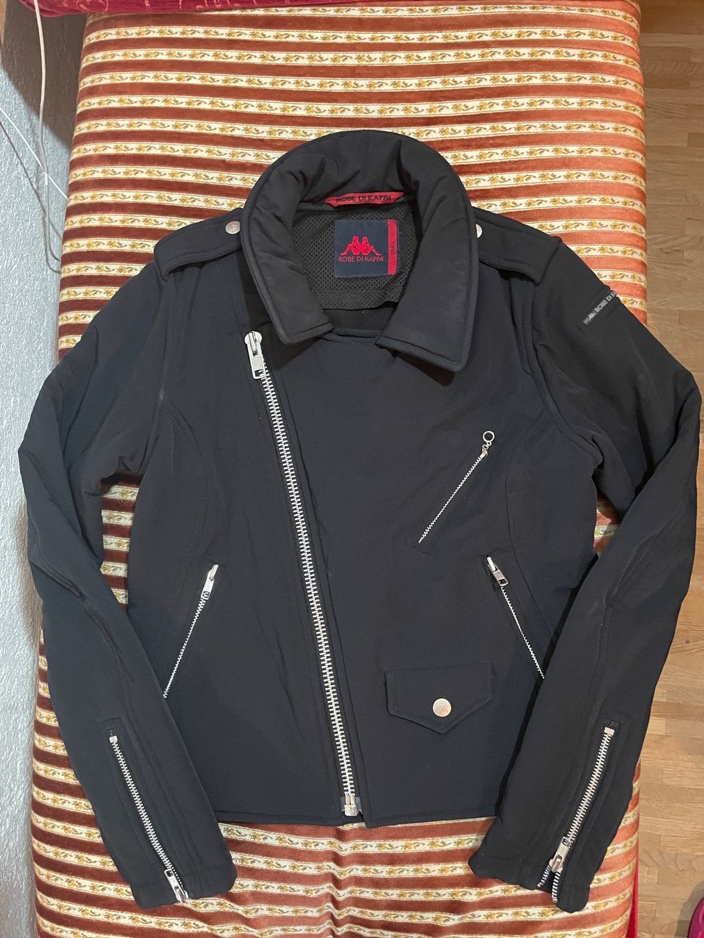 Kappa Giacche: Robe di Kappa Winter-/Schneejacke Größe S – Nuovo (secondo la descrizione) da Biel/Bienne venduto da ilariareda