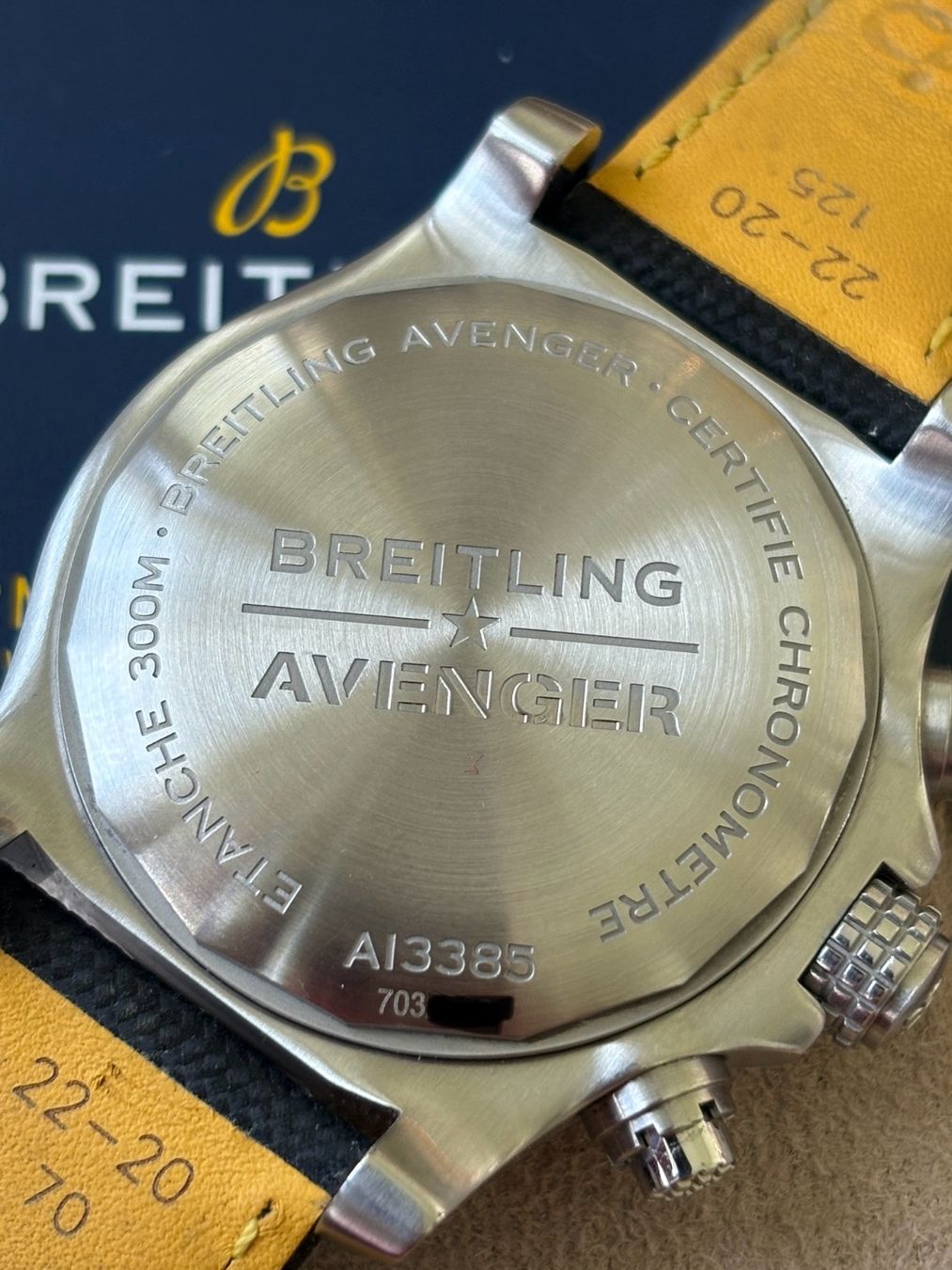 Breitling Orologi: Breitling Avenger Chronograph 43 Fullset mit Garantie – Usato da Birsfelden venduto da Mynos 5