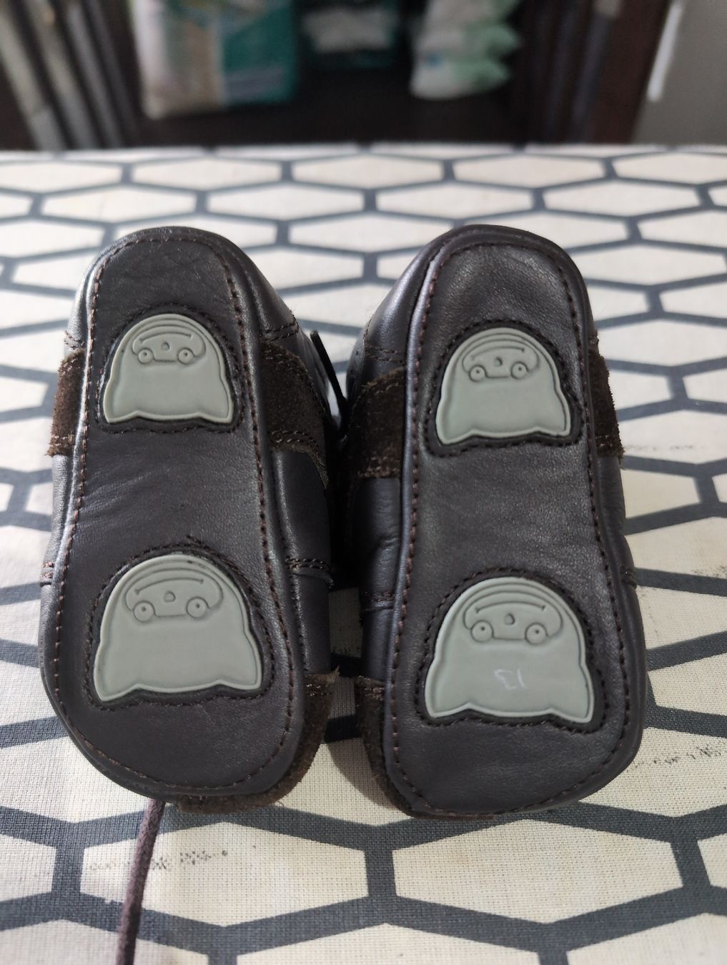 Scarpe per ragazzi: Echtleder Lernlaufschuhe, Gr 18 – Usato da Busswil BE venduto da MissMuffin 1