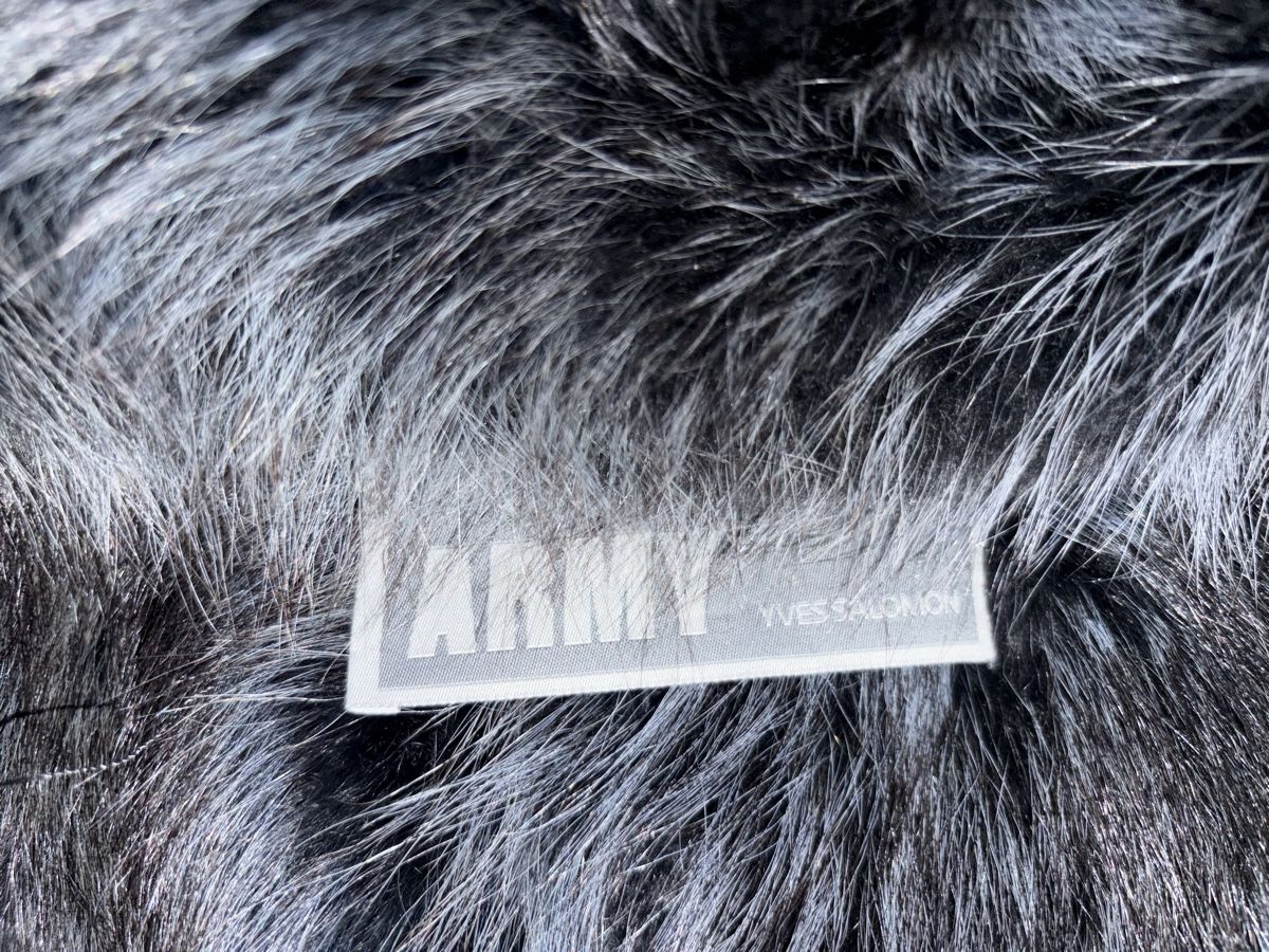 Mäntel: Yves Salmon Parka – Gebraucht aus Zürich von Moremoneymoney 2