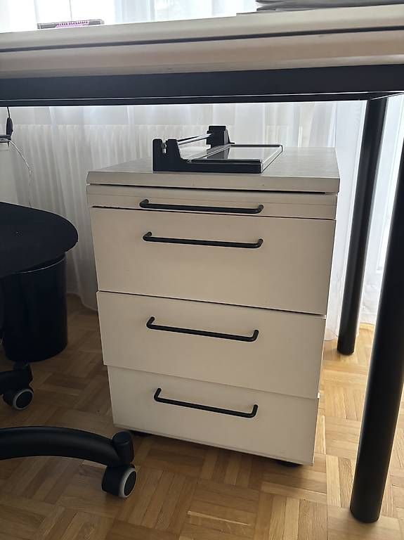 Scrivanie: Bürotisch inkl. 2 Konsolen – Usato da Zürich venduto da ari_y7sc 2