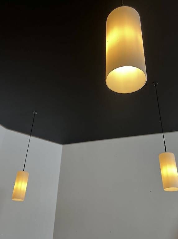 Glashütte Limburg Lampadari & plafoniere: Glashütte Limburg Deckenleuchten aus Opalglas – Usato da Schleinikon venduto da vik_8v2w 1