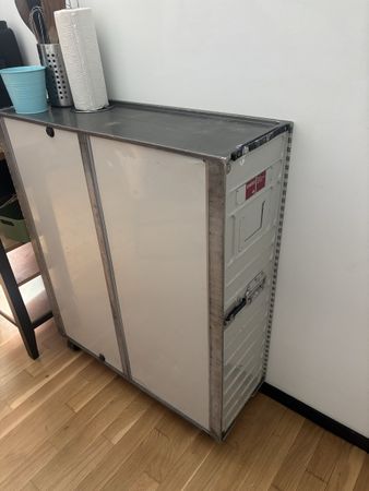 ✈️ SWISS Airlines Bordtrolley – Original Service Wagen