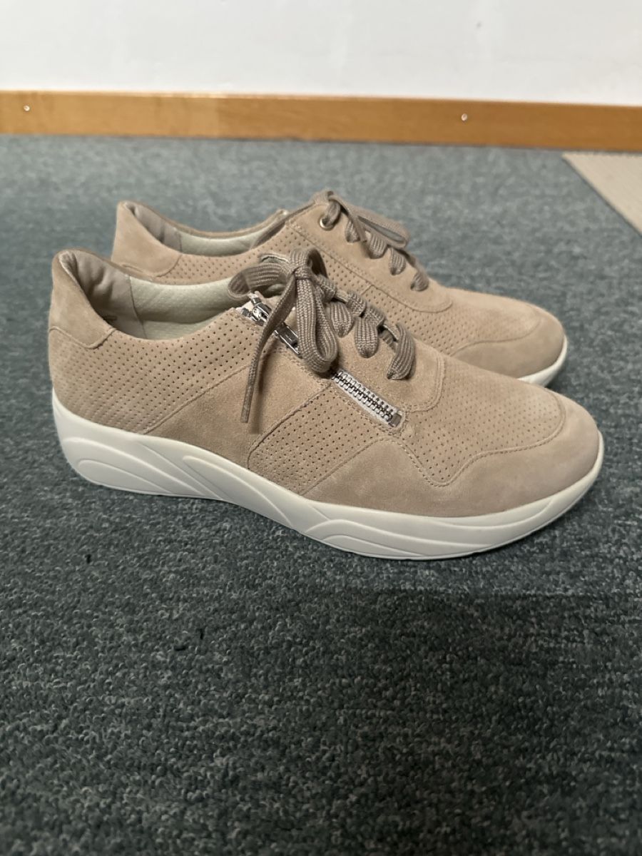 Damenschuhe: Halbschuhe Solidus neu Gr 39.5 – Neu und originalverpackt aus Baltschieder von YmroBe