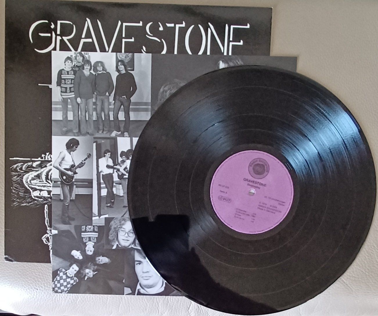 Dischi in vinile: GRAVESTONE - Doomsday,  Limited Edition, Prog.Rock/Hardrock – Nuovo (secondo la descrizione) da Hägendorf venduto da Plattenhardt 2