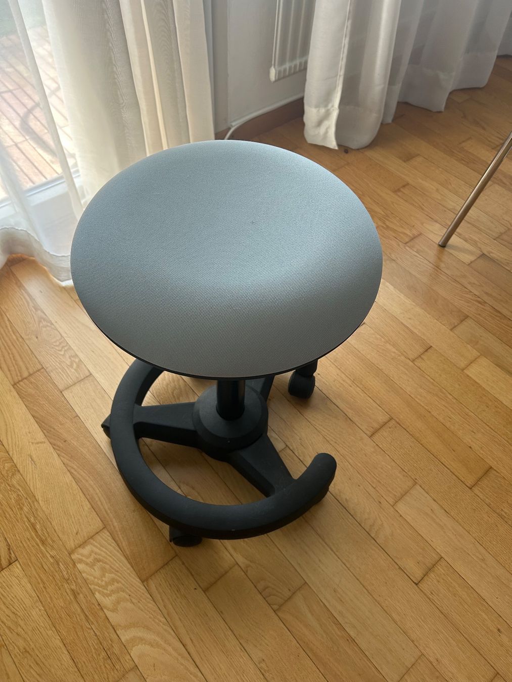 Tabourets: Logilink ergonomic rolling office stool – Neuf (Voir description) à Zürich par mlm_9rjw 1