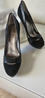 Schwarze Guess Pumps, Wildleder, Grösse 38, Top Zustand!