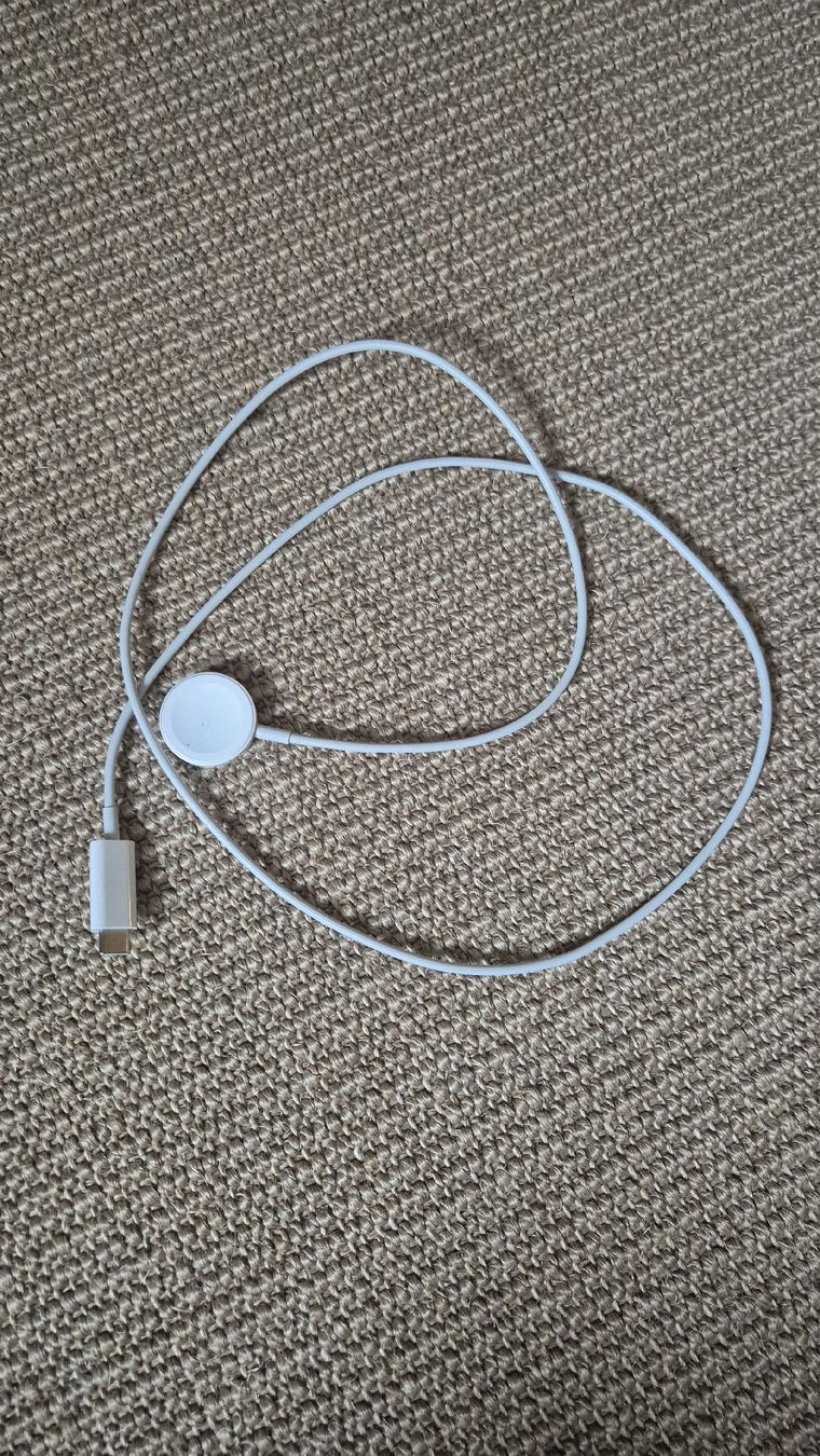 Apple Cavi: Apple Watch Ladekabel Usb C – Usato da St. Gallen venduto da justmeeee