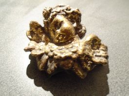 Engel schlafend, goldfarbig, schwarz, braun, Kunststoff