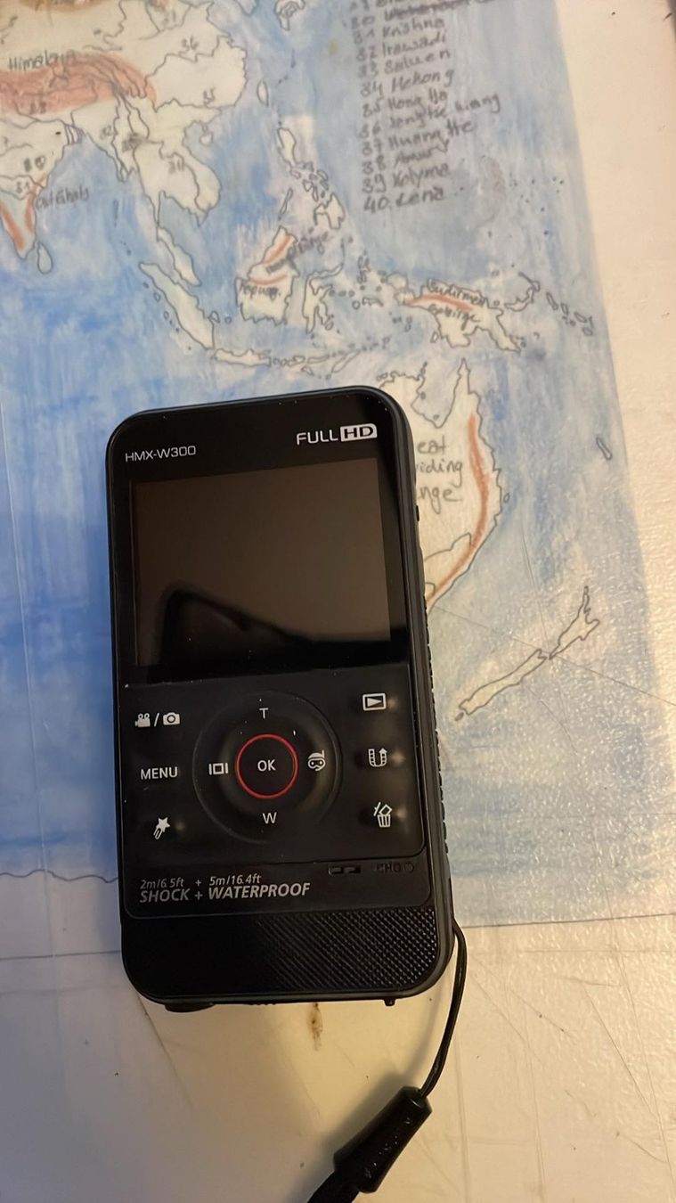 Action Cam: Samsung HMX-W300 Full-HD-Handcamcorder – Nuovo (secondo la descrizione) da Rheinfelden venduto da tvi_ghr7