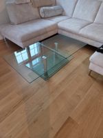 Moderner Glas drehbaren Couchtisch mit Ablage - Top Zustand!