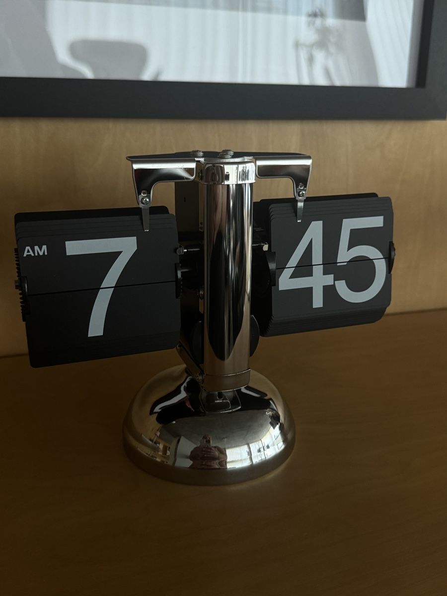 Stand- & Wanduhren: Flip Clock Uhr Retro Design in Silber/Schwarz – Neu (gemäss Beschreibung) aus Chur von arxi 6