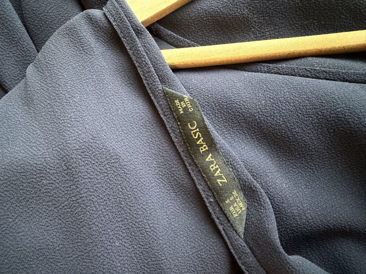Zara Jumpsuits: Zara Basic Jumpsuit dunkelblau ärmellos Grösse S  – Gebraucht aus Eschenbach SG von MarThu 2