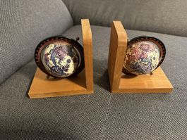 Bücherhalter Alte Welt Globus Massivholz