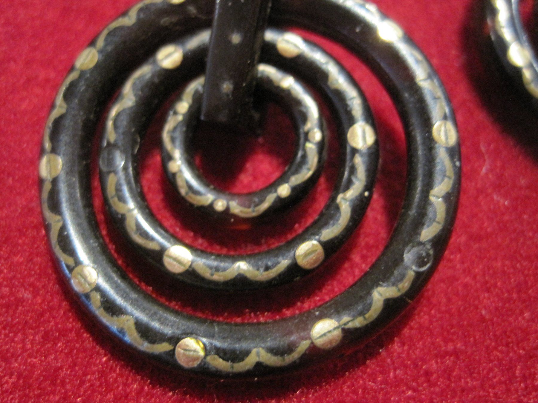 Orecchini pendenti & Orecchini a lobo: antike Pique -Ohrringe – Usato da Bischofszell venduto da Joachim-115 2
