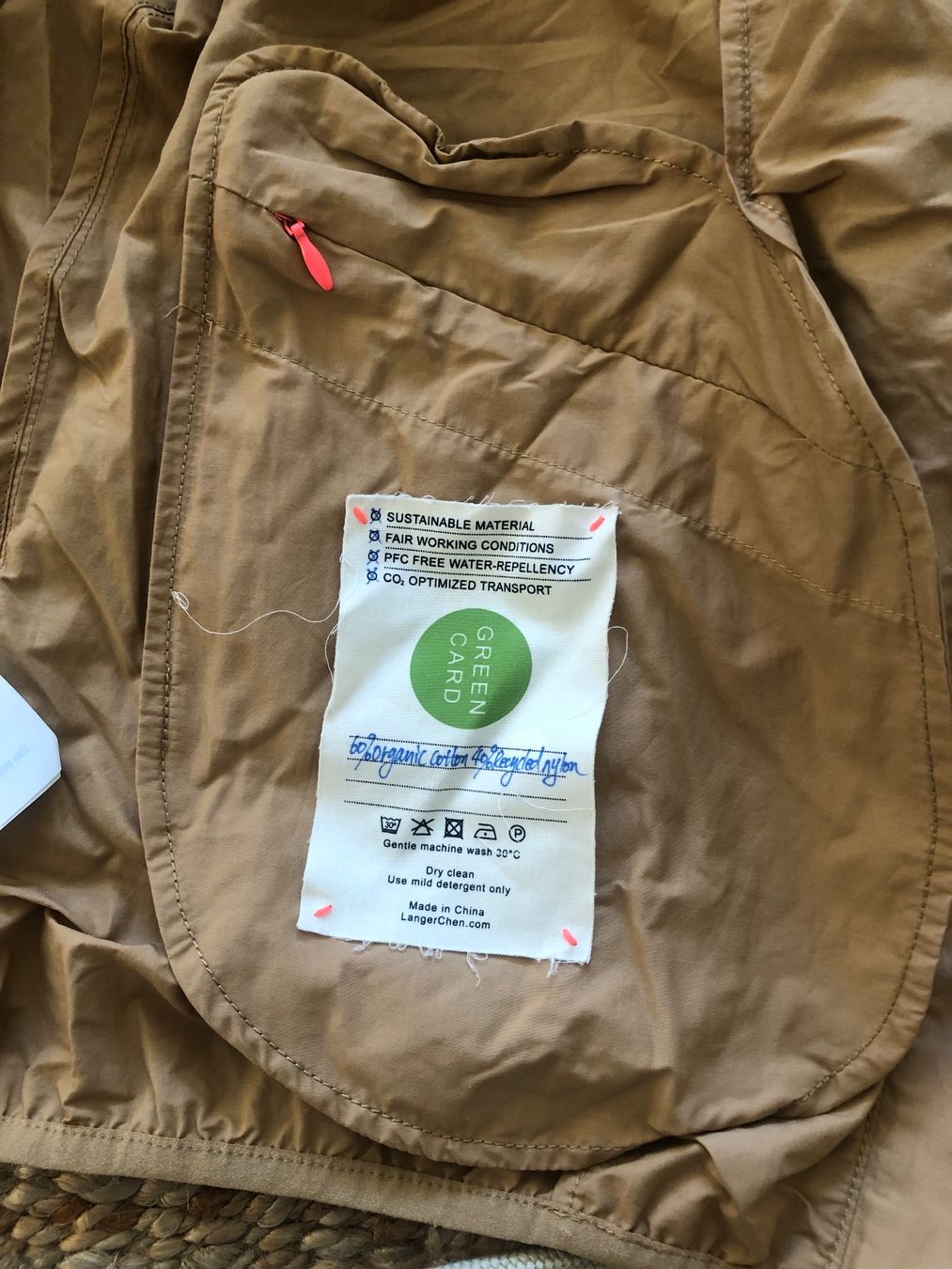 Giacche: Nachhaltige Regenjacke – Nuovo (secondo la descrizione) da Zürich venduto da springsummer 3